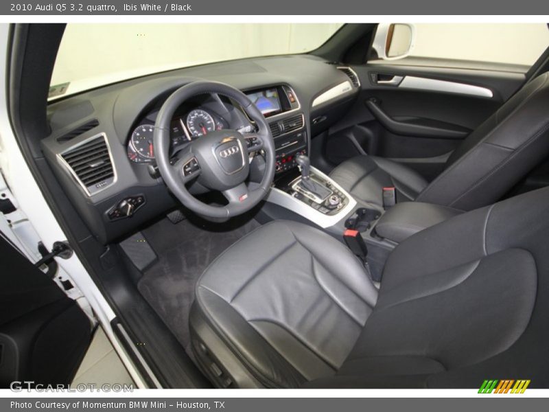 Black Interior - 2010 Q5 3.2 quattro 