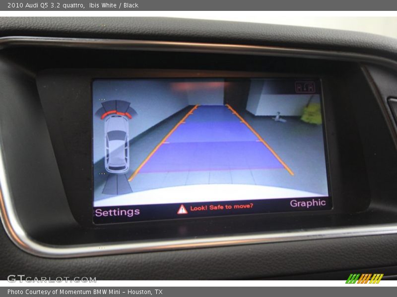 Ibis White / Black 2010 Audi Q5 3.2 quattro