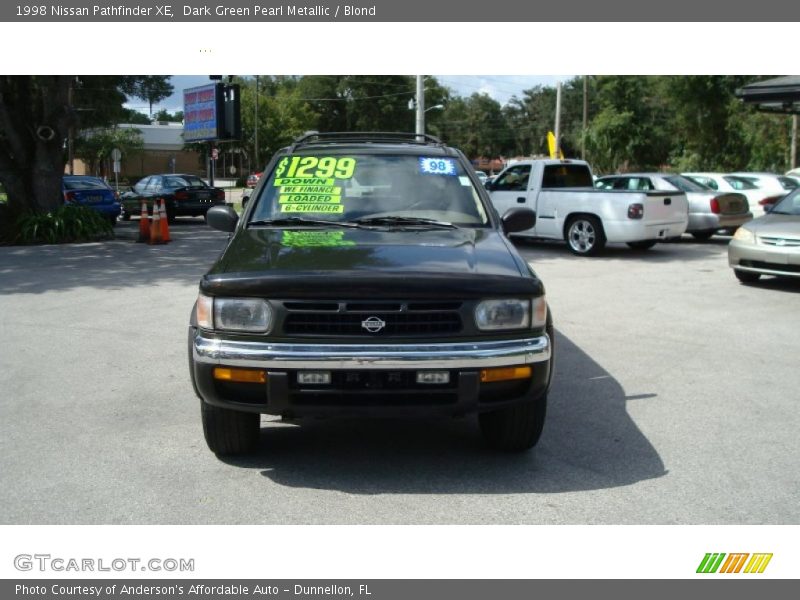 Dark Green Pearl Metallic / Blond 1998 Nissan Pathfinder XE