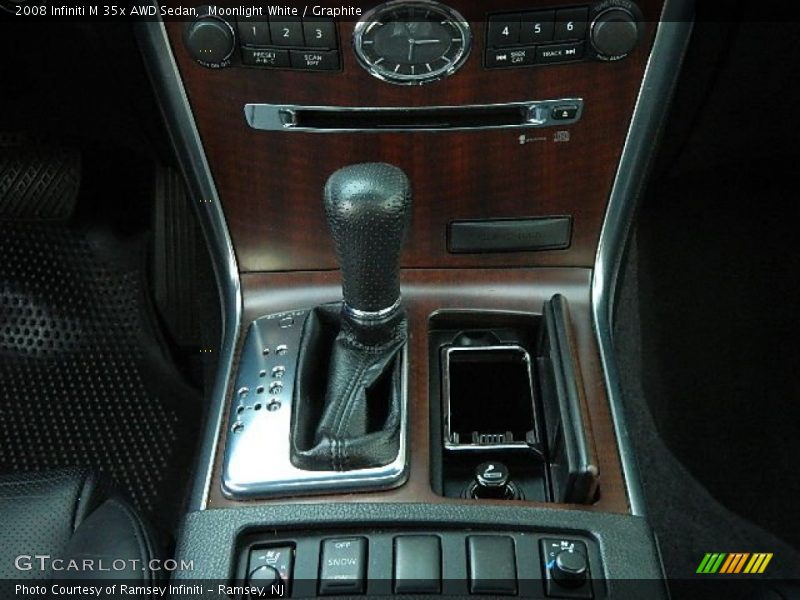 Moonlight White / Graphite 2008 Infiniti M 35x AWD Sedan