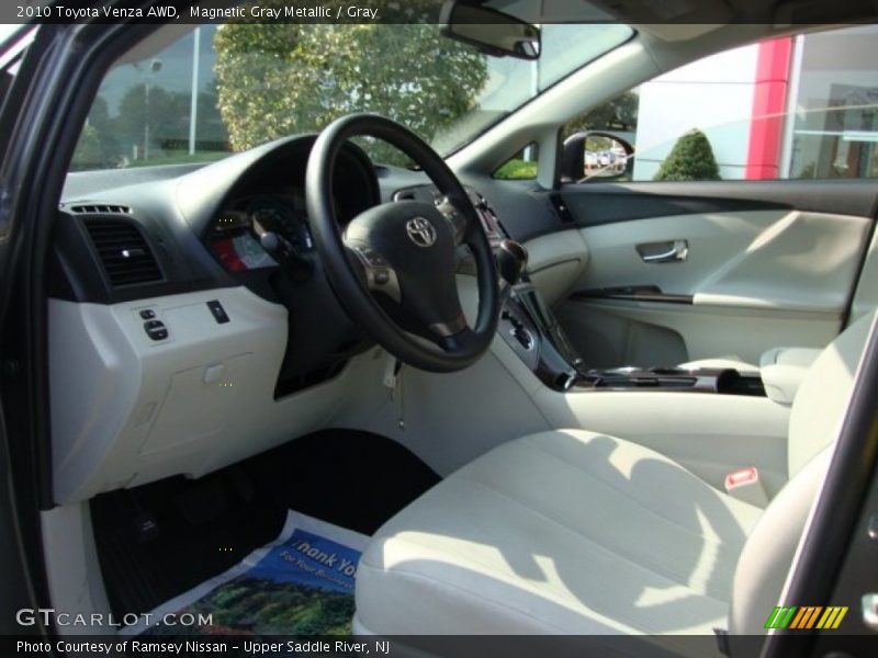 Magnetic Gray Metallic / Gray 2010 Toyota Venza AWD