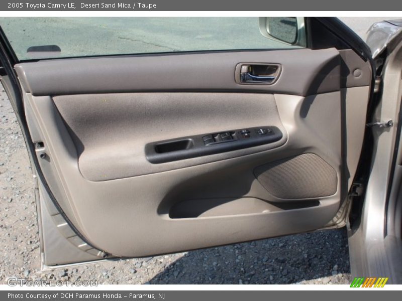 Desert Sand Mica / Taupe 2005 Toyota Camry LE