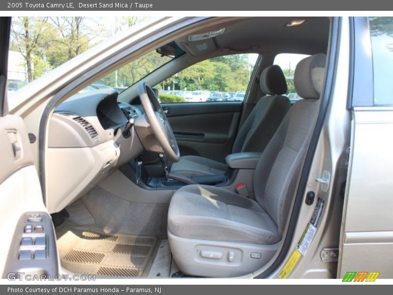 Desert Sand Mica / Taupe 2005 Toyota Camry LE