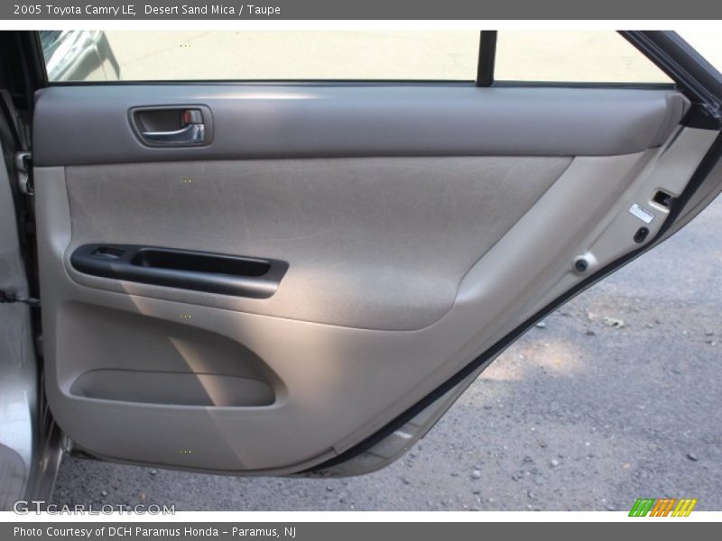 Desert Sand Mica / Taupe 2005 Toyota Camry LE