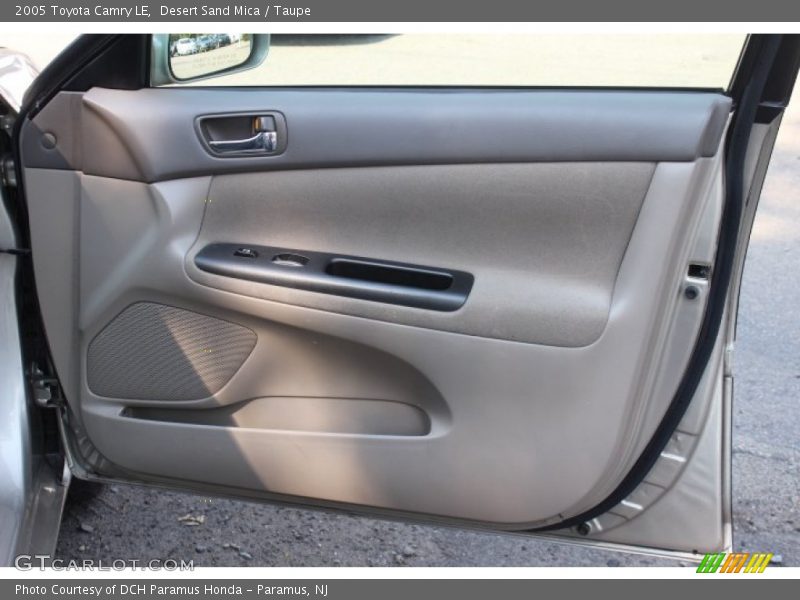 Desert Sand Mica / Taupe 2005 Toyota Camry LE