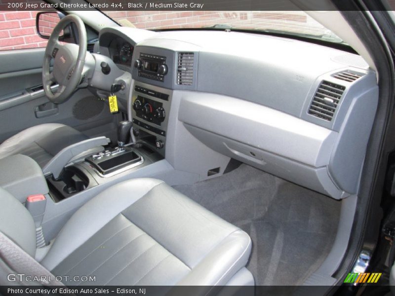 Black / Medium Slate Gray 2006 Jeep Grand Cherokee Laredo 4x4