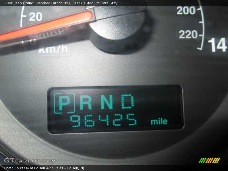 Black / Medium Slate Gray 2006 Jeep Grand Cherokee Laredo 4x4