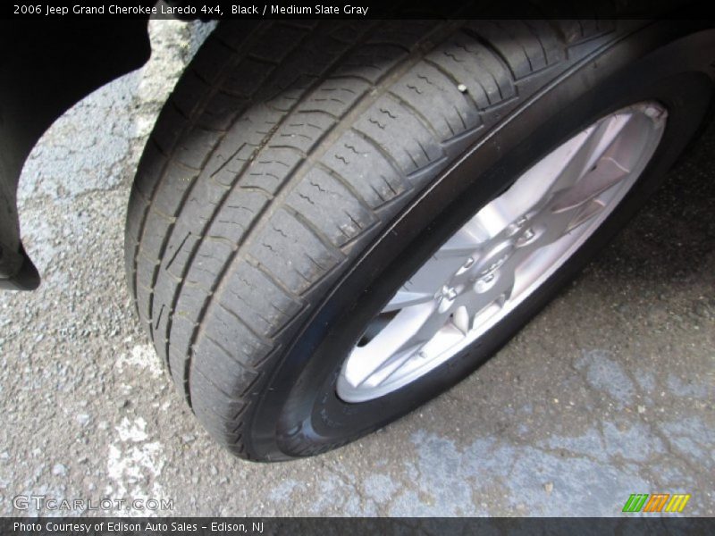 Black / Medium Slate Gray 2006 Jeep Grand Cherokee Laredo 4x4
