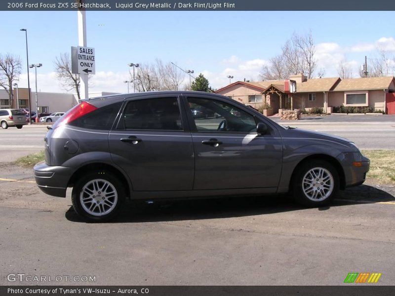 Liquid Grey Metallic / Dark Flint/Light Flint 2006 Ford Focus ZX5 SE Hatchback
