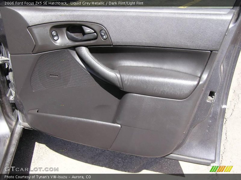 Liquid Grey Metallic / Dark Flint/Light Flint 2006 Ford Focus ZX5 SE Hatchback
