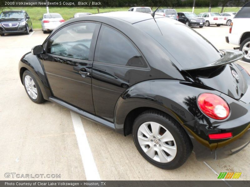 Black / Black 2008 Volkswagen New Beetle S Coupe