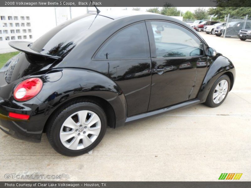 Black / Black 2008 Volkswagen New Beetle S Coupe