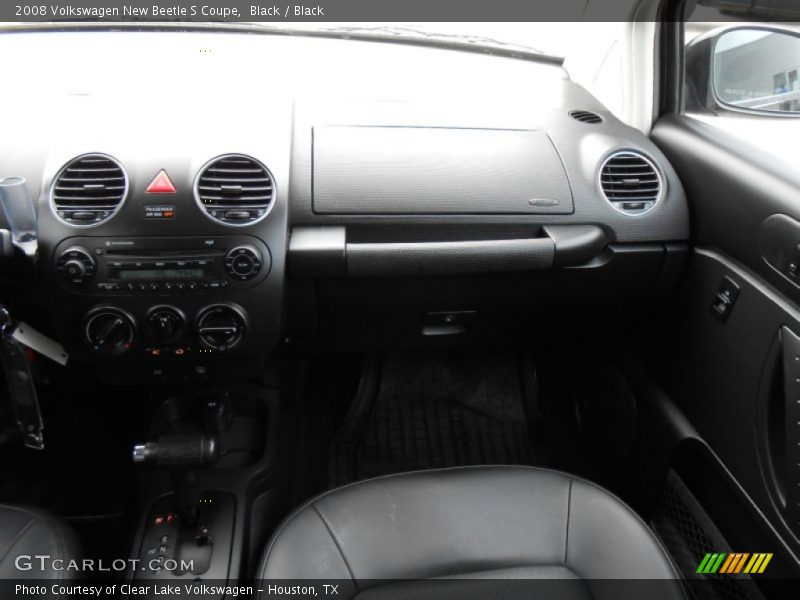 Black / Black 2008 Volkswagen New Beetle S Coupe