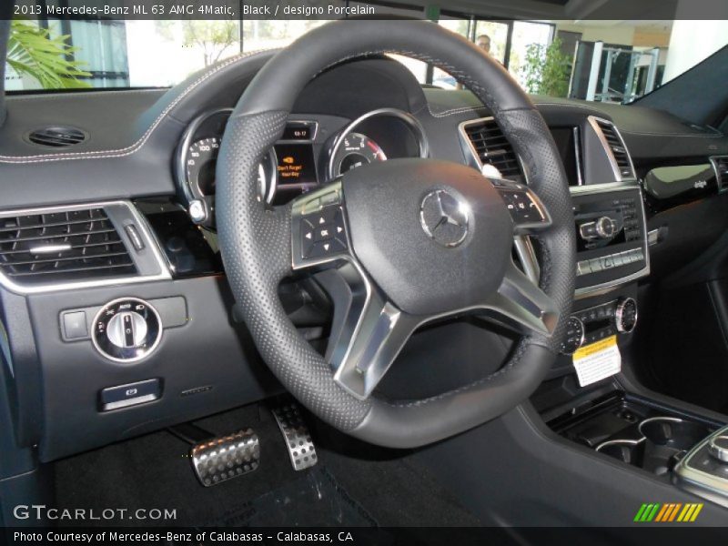  2013 ML 63 AMG 4Matic Steering Wheel