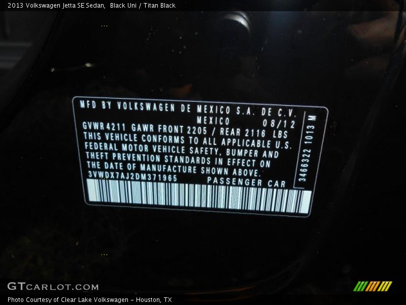 Black Uni / Titan Black 2013 Volkswagen Jetta SE Sedan