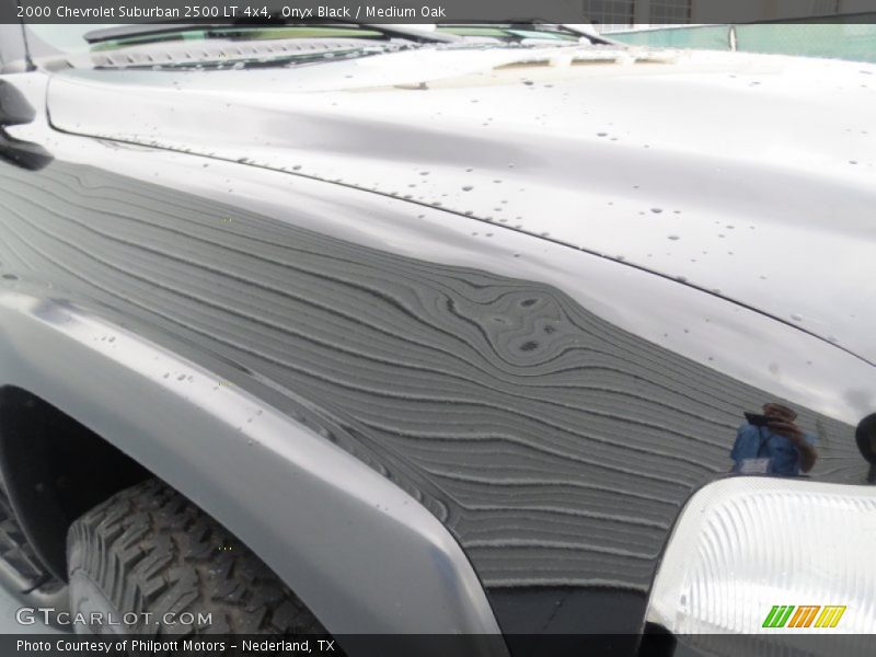 Onyx Black / Medium Oak 2000 Chevrolet Suburban 2500 LT 4x4