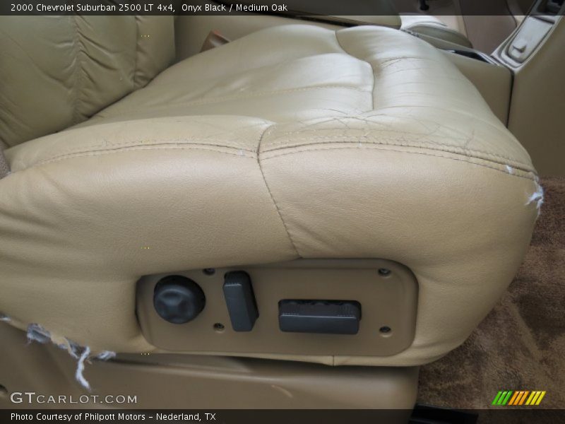 Onyx Black / Medium Oak 2000 Chevrolet Suburban 2500 LT 4x4