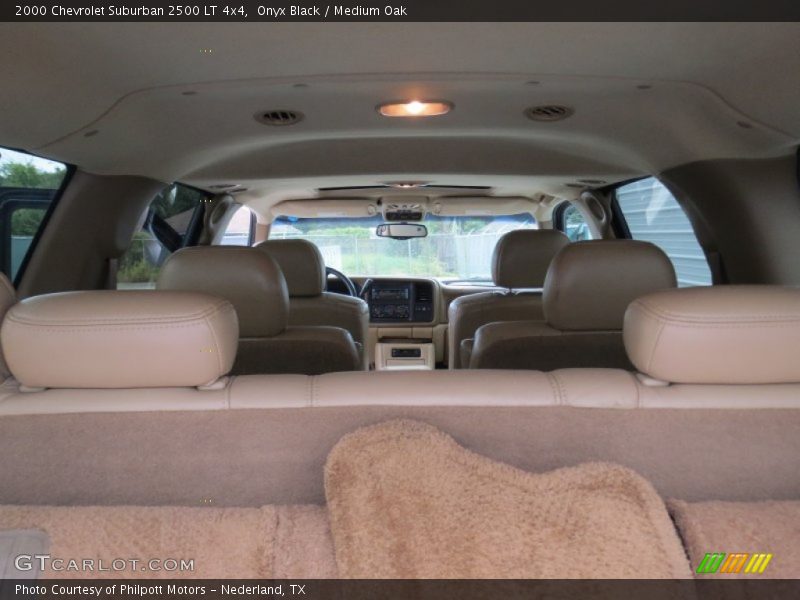 Onyx Black / Medium Oak 2000 Chevrolet Suburban 2500 LT 4x4