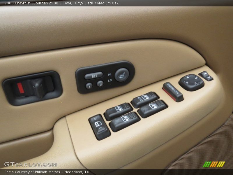 Controls of 2000 Suburban 2500 LT 4x4