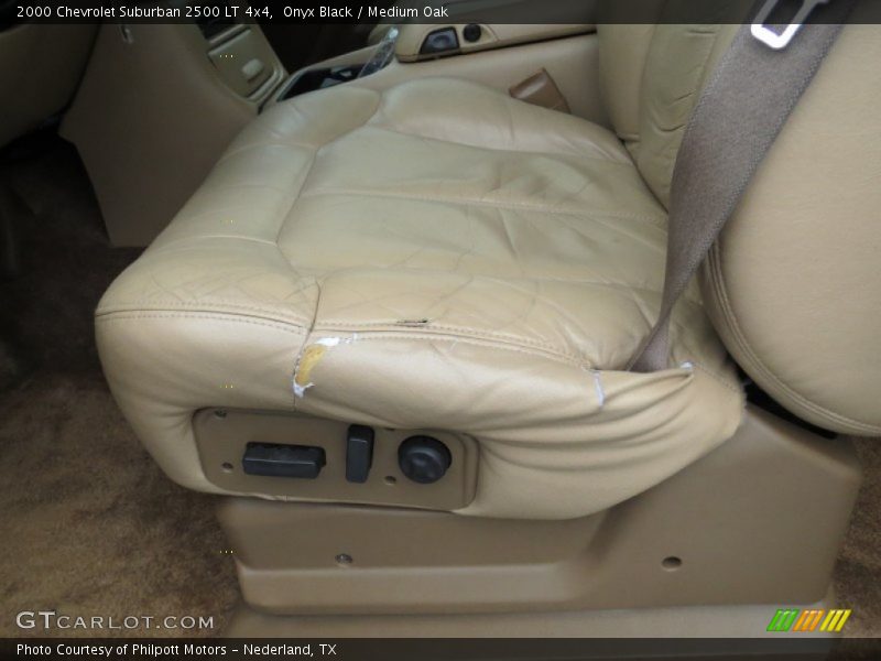 Onyx Black / Medium Oak 2000 Chevrolet Suburban 2500 LT 4x4