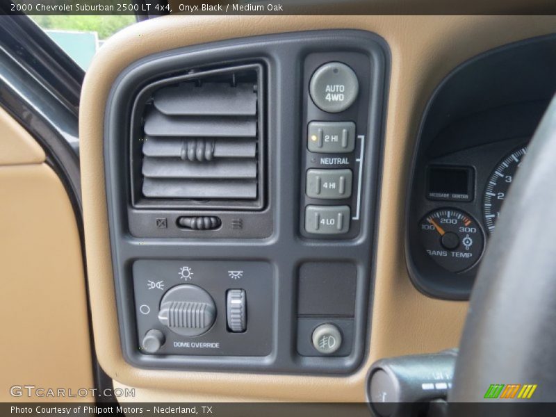 Controls of 2000 Suburban 2500 LT 4x4