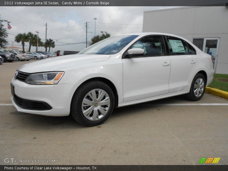 Candy White / Cornsilk Beige 2013 Volkswagen Jetta SE Sedan