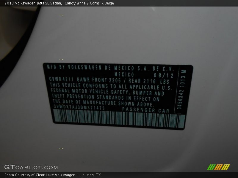 Candy White / Cornsilk Beige 2013 Volkswagen Jetta SE Sedan