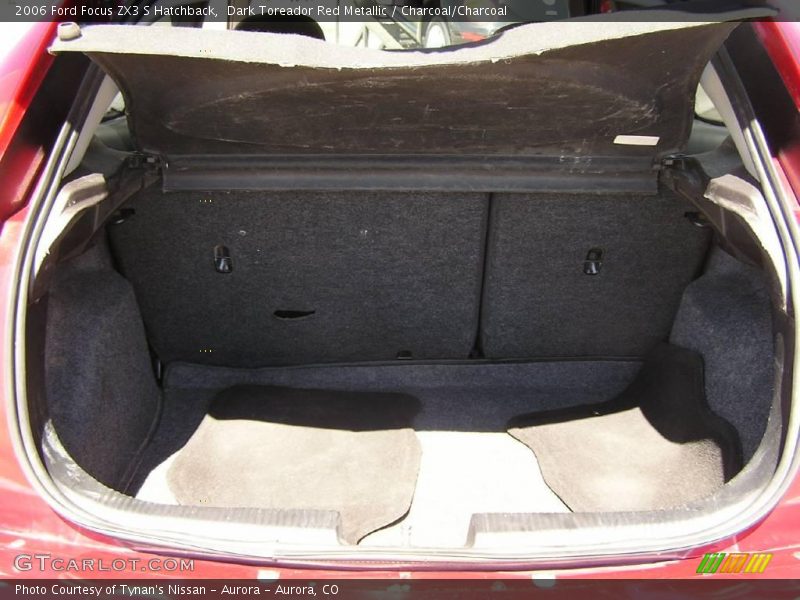 Dark Toreador Red Metallic / Charcoal/Charcoal 2006 Ford Focus ZX3 S Hatchback