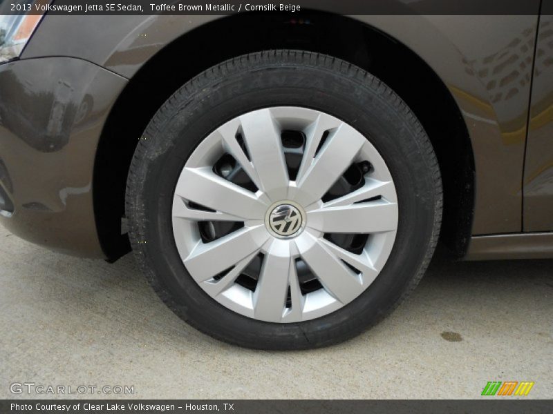 Toffee Brown Metallic / Cornsilk Beige 2013 Volkswagen Jetta SE Sedan
