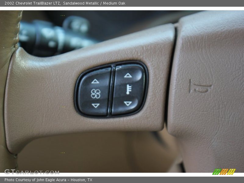 Sandalwood Metallic / Medium Oak 2002 Chevrolet TrailBlazer LTZ