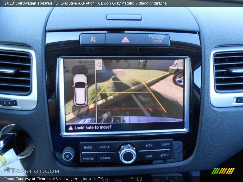 Canyon Gray Metallic / Black Anthracite 2013 Volkswagen Touareg TDI Executive 4XMotion