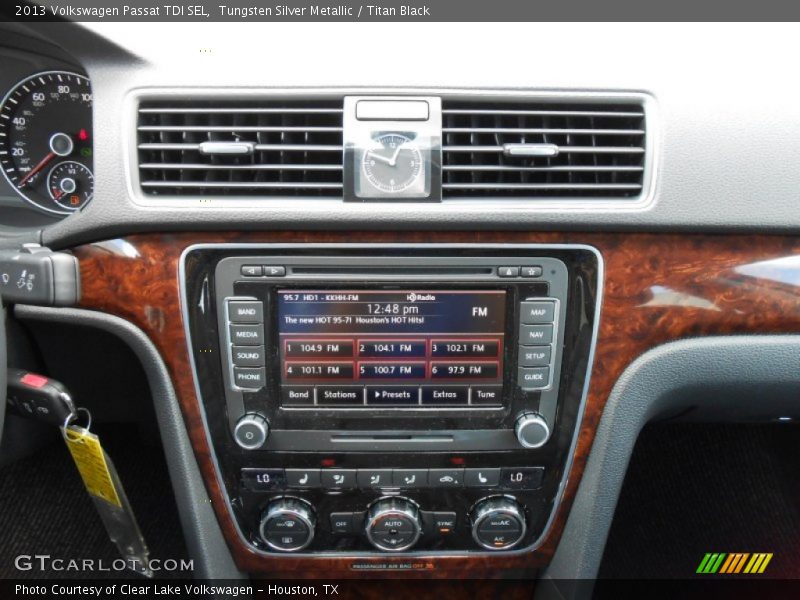 Tungsten Silver Metallic / Titan Black 2013 Volkswagen Passat TDI SEL