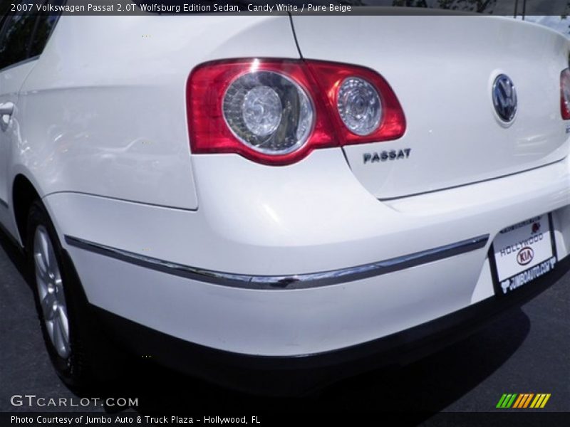 Candy White / Pure Beige 2007 Volkswagen Passat 2.0T Wolfsburg Edition Sedan