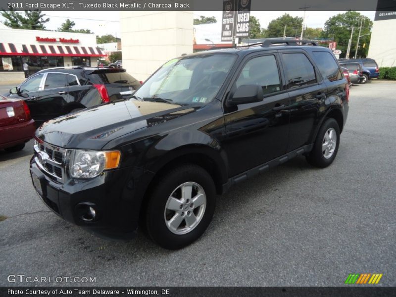 Tuxedo Black Metallic / Charcoal Black 2011 Ford Escape XLT