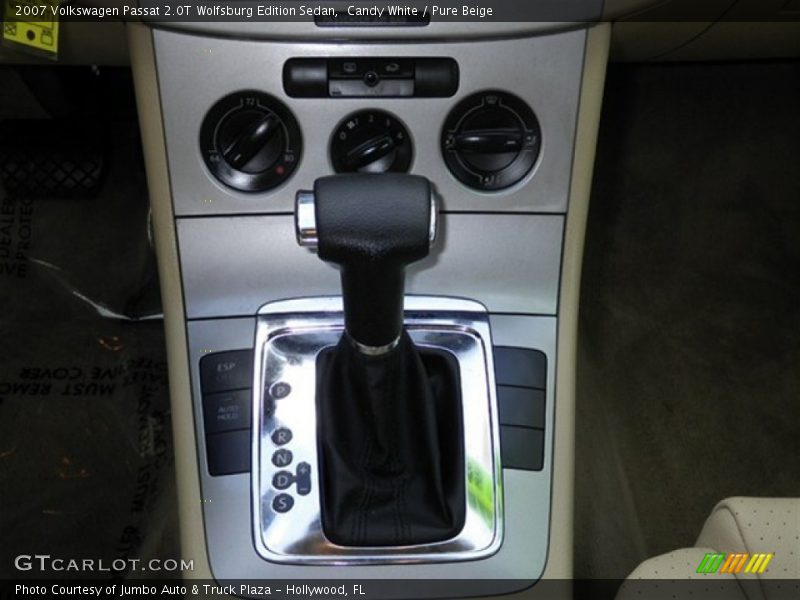 Candy White / Pure Beige 2007 Volkswagen Passat 2.0T Wolfsburg Edition Sedan