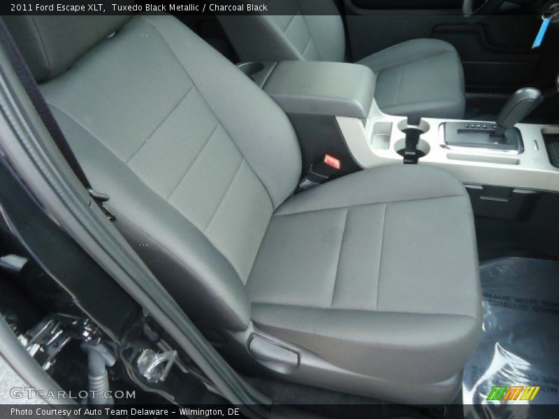 Tuxedo Black Metallic / Charcoal Black 2011 Ford Escape XLT
