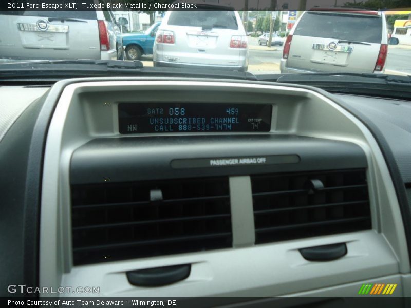 Tuxedo Black Metallic / Charcoal Black 2011 Ford Escape XLT