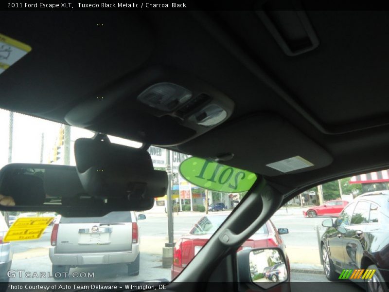 Tuxedo Black Metallic / Charcoal Black 2011 Ford Escape XLT