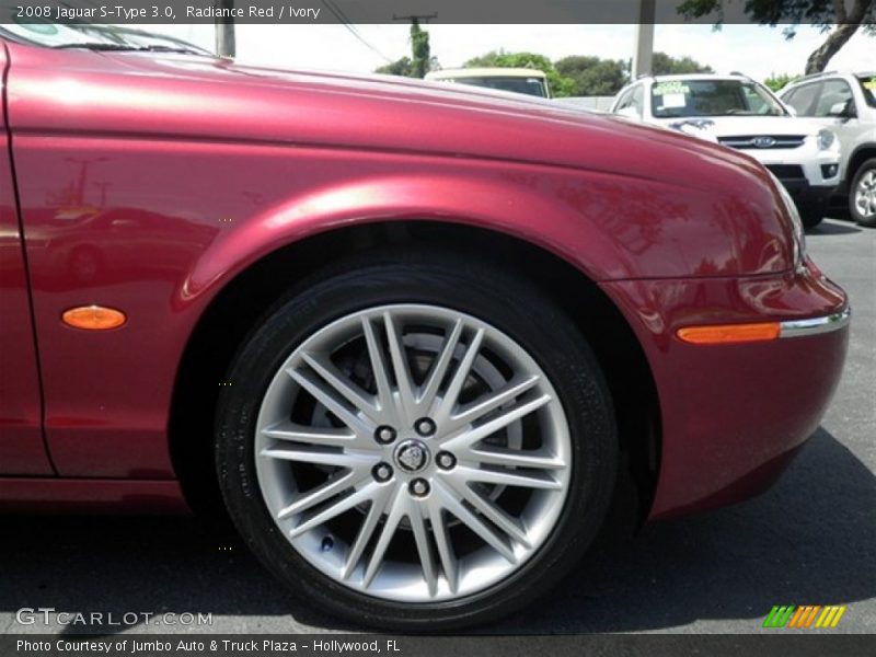 Radiance Red / Ivory 2008 Jaguar S-Type 3.0