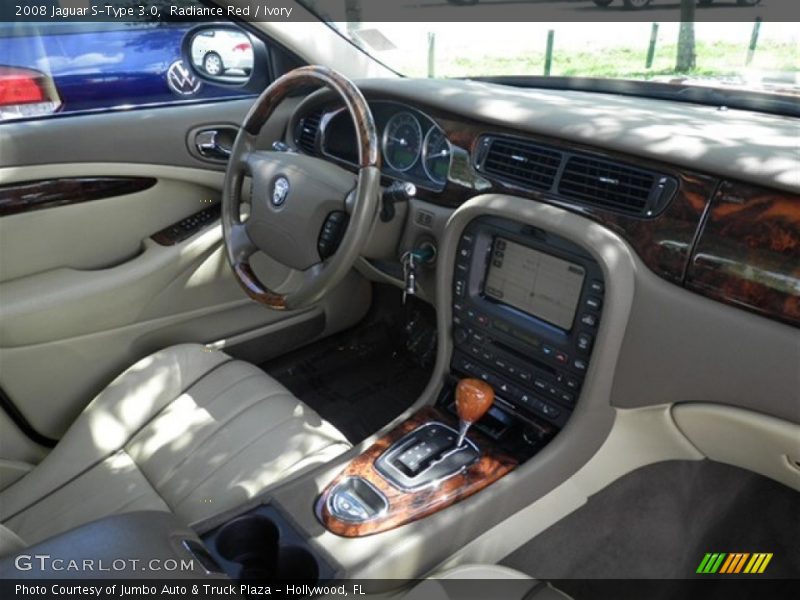 Radiance Red / Ivory 2008 Jaguar S-Type 3.0