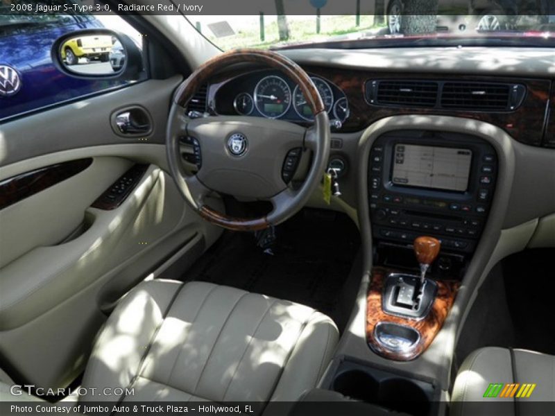 Radiance Red / Ivory 2008 Jaguar S-Type 3.0