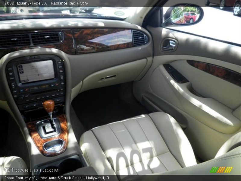 Radiance Red / Ivory 2008 Jaguar S-Type 3.0