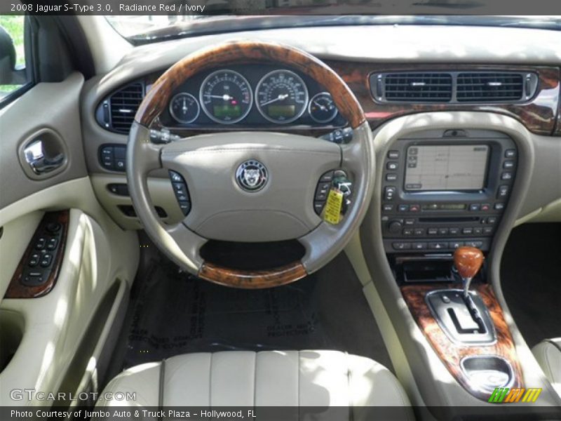 Radiance Red / Ivory 2008 Jaguar S-Type 3.0