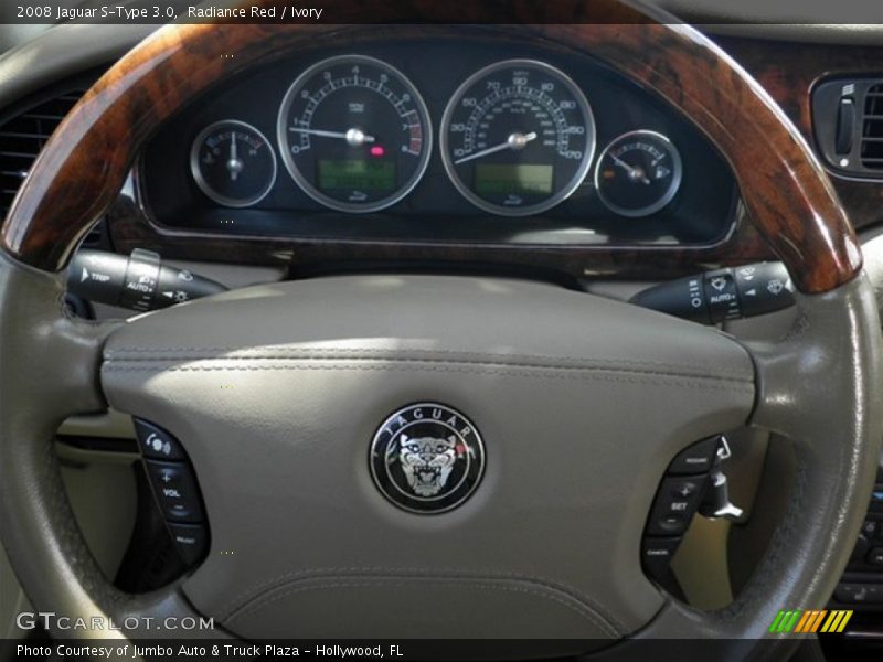 Radiance Red / Ivory 2008 Jaguar S-Type 3.0