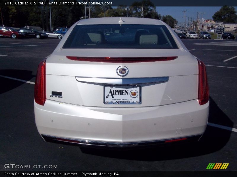 White Diamond Tricoat / Shale/Cocoa 2013 Cadillac XTS FWD