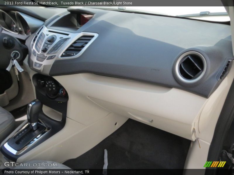 Tuxedo Black / Charcoal Black/Light Stone 2013 Ford Fiesta SE Hatchback