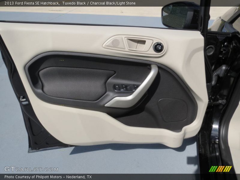 Door Panel of 2013 Fiesta SE Hatchback