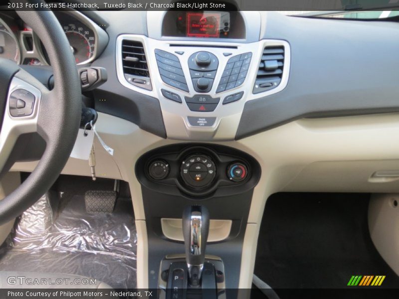 Controls of 2013 Fiesta SE Hatchback