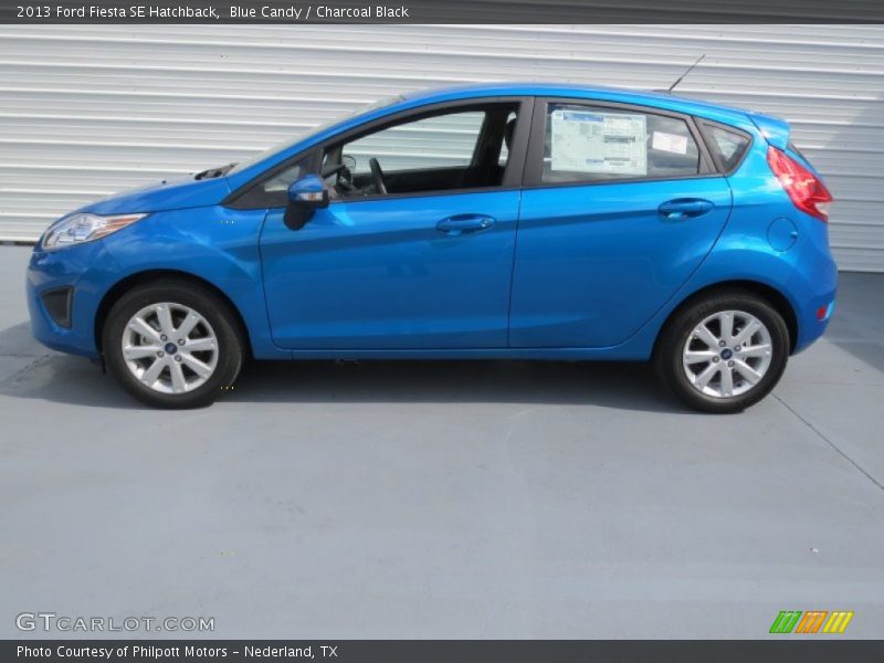 Blue Candy / Charcoal Black 2013 Ford Fiesta SE Hatchback