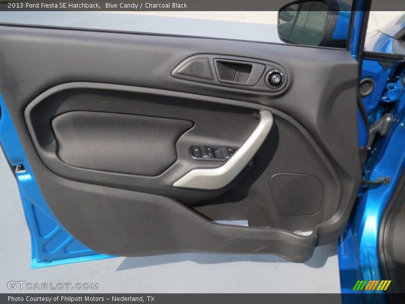 Door Panel of 2013 Fiesta SE Hatchback